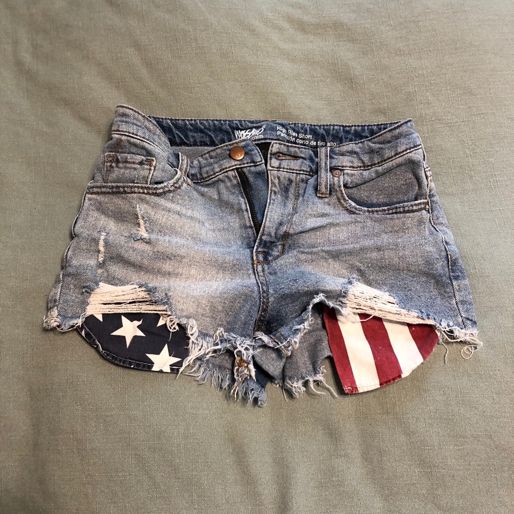 American flag distressed jean shorts